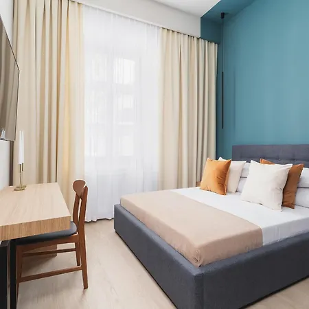 Main Square - With 2 Bedrooms * Cracovie