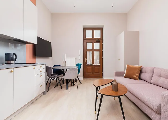 Main Square - With 2 Bedrooms