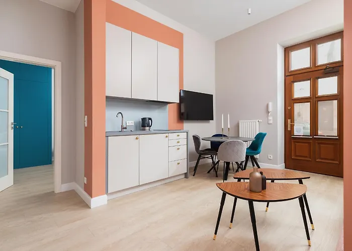 Main Square - With 2 Bedrooms * Cracovie